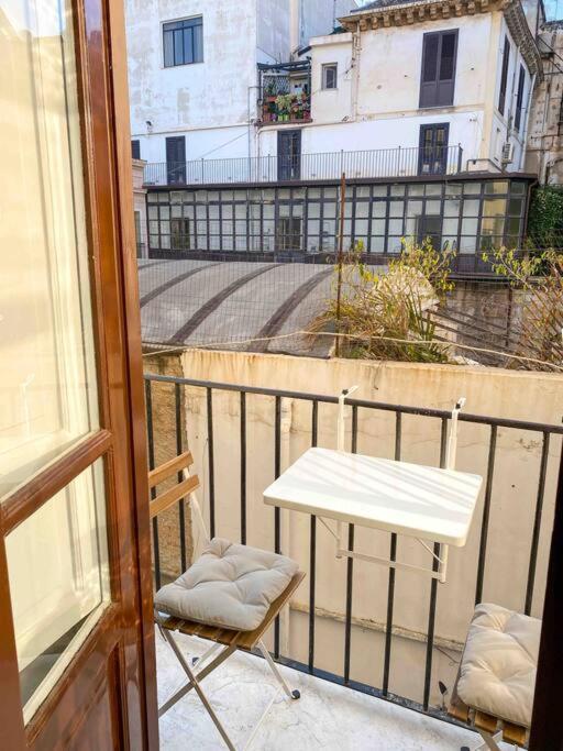 A Ballaro Apartments Palerme Extérieur photo